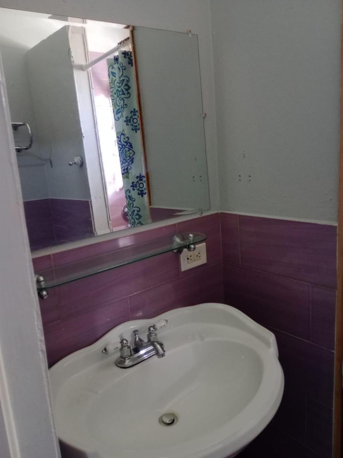 Surfers Manor Motel Gregory Town Kültér fotó